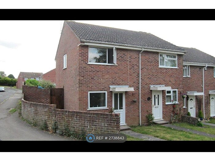 2 Bedroom Semi-Detached House To Rent In Cavalier Close, Yeovil, BA21