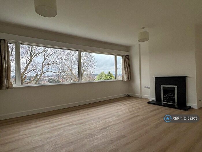2 Bedroom Flat To Rent In Westover Road, Bristol, BS9