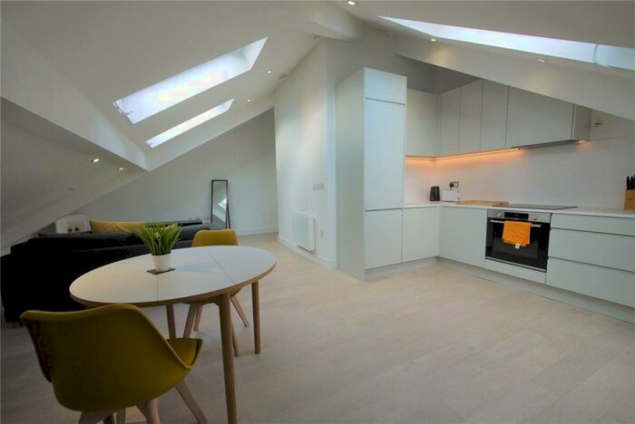 1 Bedroom Apartment To Rent In Library House, New Road, Brentwood, CM14