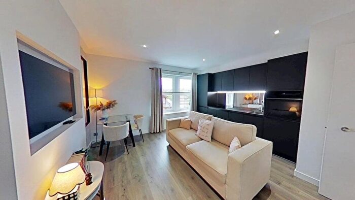 1 Bedroom Flat To Rent In Bothwell House, Bothwell Street, Edinburgh, EH7