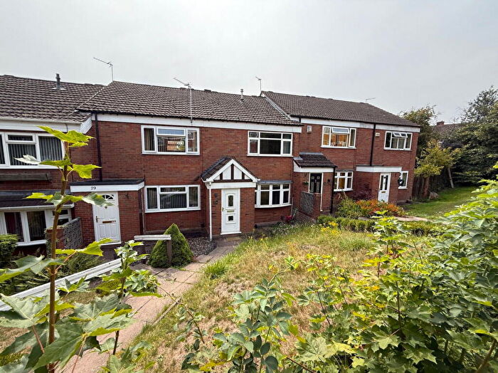3 Bedroom Terraced House For Sale In Marlborough Road, Woodsetton, DY3