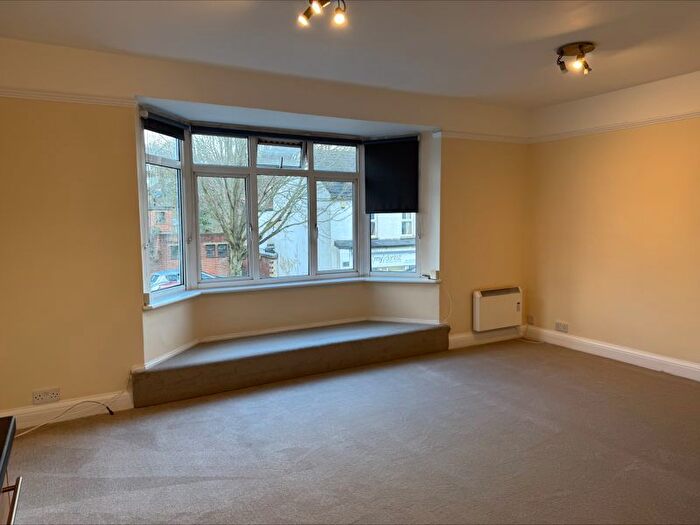 1 Bedroom Flat To Rent In Chipstead Valley Road, Coulsdon, CR5