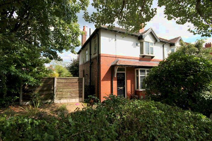 3 Bedroom Semi-Detached House To Rent In Beaver Road, Didsbury, Manchester, M20