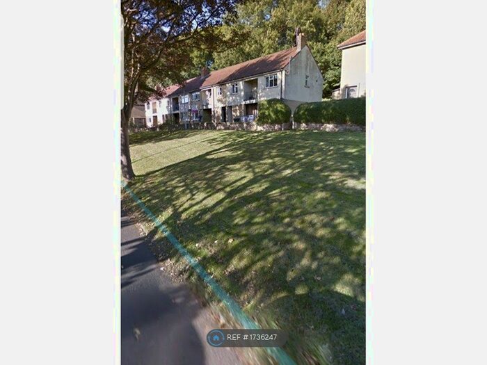 2 Bedroom Flat To Rent In Greenfield Avenue, Shipley, BD18