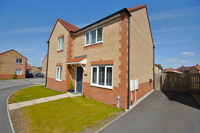2 Bedroom Semi-Detached House For Sale In Wright Drive, Bircotes, Doncaster, DN11