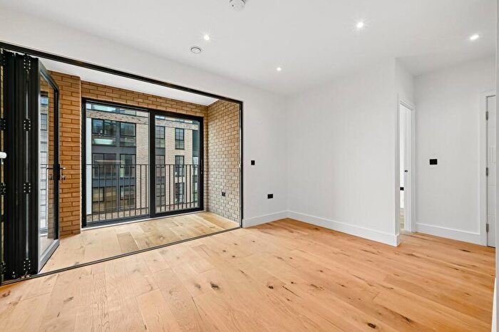 1 Bedroom Apartment To Rent In Huntingdon Apartments, Graphite Square, London, SE11