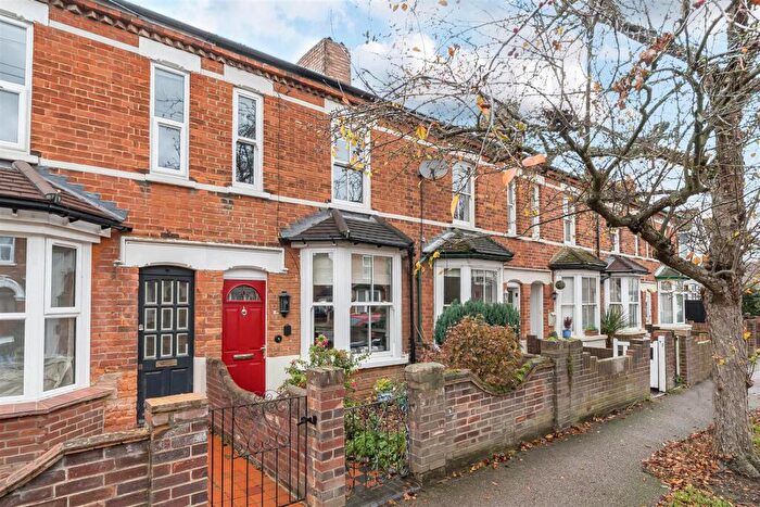 2 Bedroom House For Sale In Queen Alexandra Road, Bedford, MK41