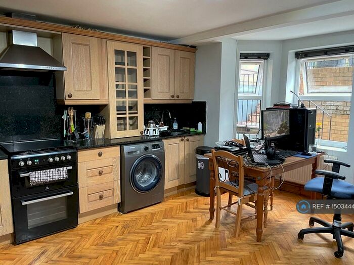 1 Bedroom Flat To Rent In Alkham Road, London, N16