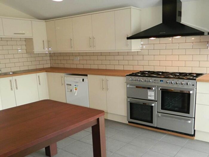 8 Bedroom House To Rent In Miskin Street, Cathays, Cardiff, CF24