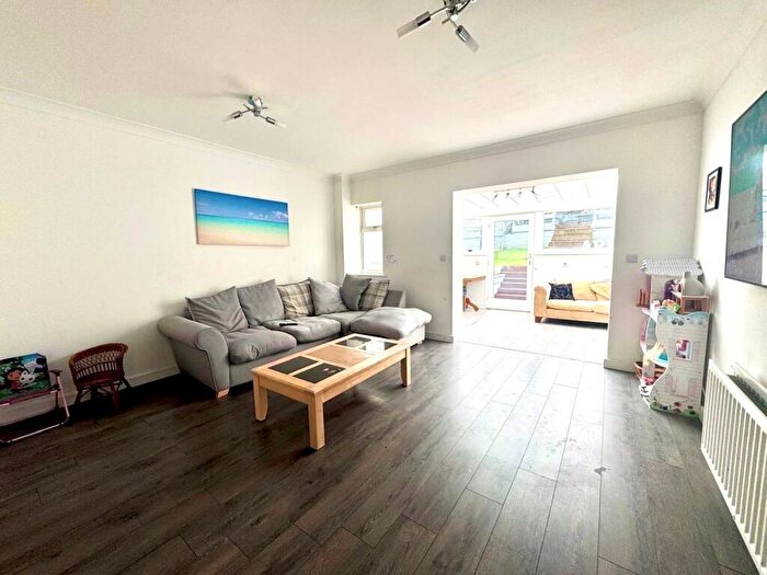 4 Bedroom House To Rent In Cygnet Close, Orpington, BR5