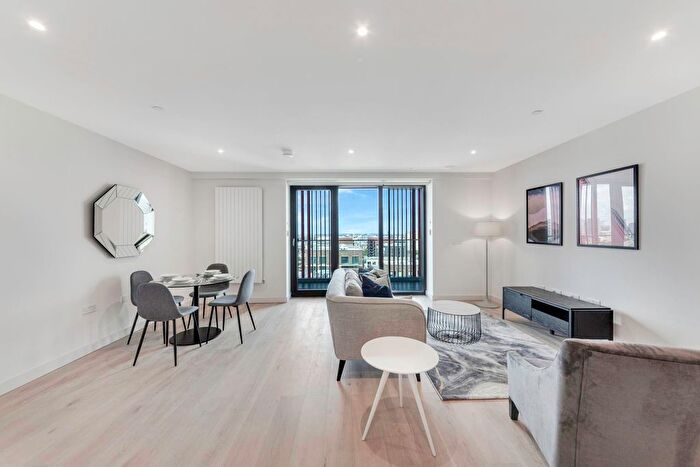 1 Bedroom Flat To Rent In Pinnacle House, Royal Wharf, London, E16