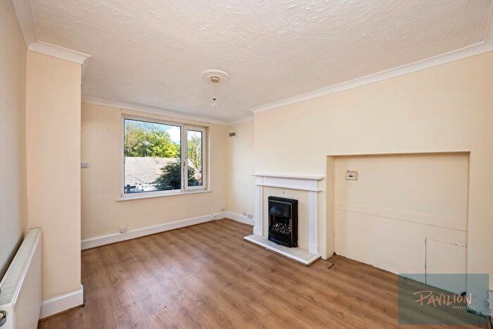 3 Bedroom Terraced House To Rent In Dean Gardens, BN41