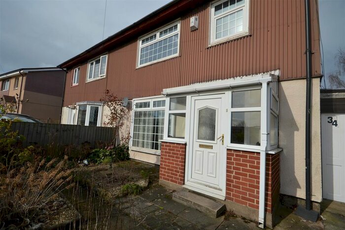 3 Bedroom Semi-Detached House To Rent In Queens Park Drive, Castleford, WF10