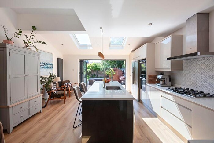 4 Bedroom Terraced House For Sale In Rhodesia Road, Leytonstone, London, E11