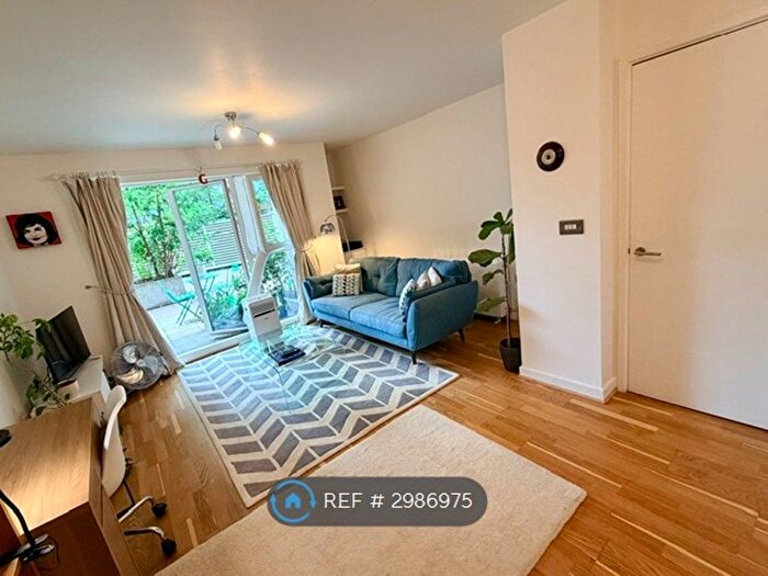 1 Bedroom Flat To Rent In Kennington Road, London, SE11