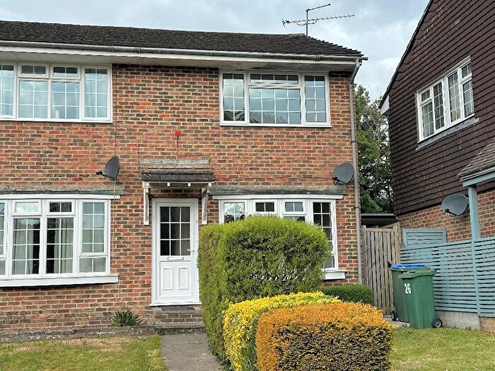 2 Bedroom End Of Terrace House To Rent In Newham Close, Steyning, West Sussex, BN44