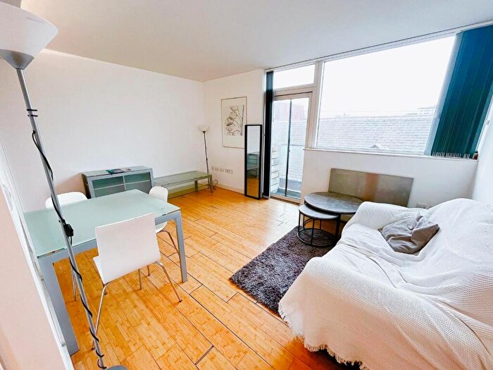 1 Bedroom Flat To Rent In New York Apartments, Cross York Street, Leeds, LS2