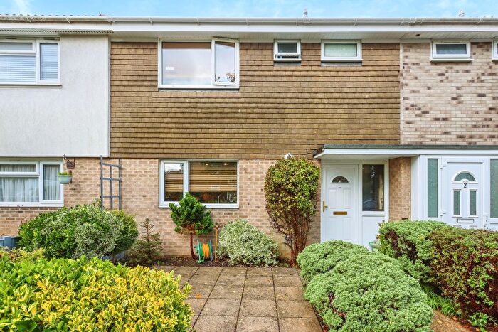 3 Bedroom Terraced House For Sale In Forsyth Gardens, Ensbury Park, Bournemouth, Dorset, BH10