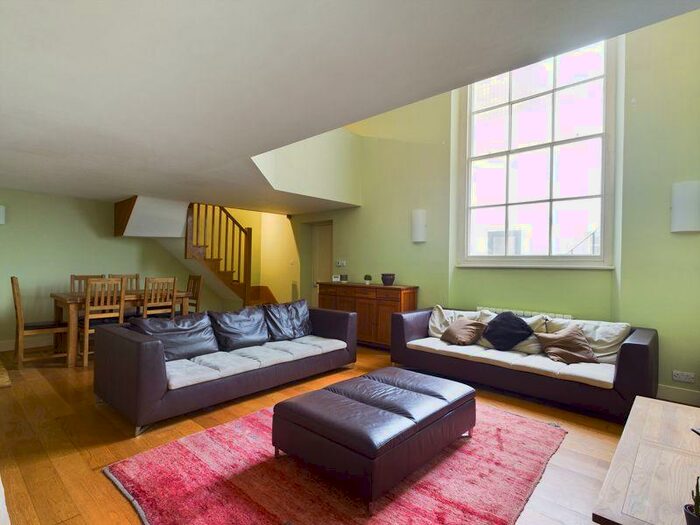 3 Bedroom Flat To Rent In Chichester Terrace, Brighton, BN2