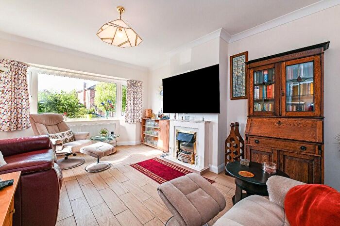 4 Bedroom Detached House For Sale In Overdown Road, Felpham, Bognor Regis, West Sussex, PO22