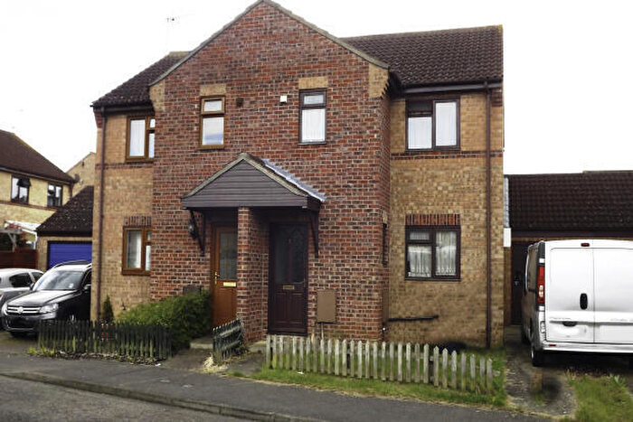 3 Bedroom Semi Detached House For Sale In Law Close, Littleport, Ely, Cambridgeshire, CB6
