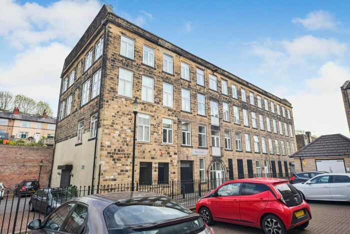 2 Bedroom Flat To Rent In Britannia Wharf, Bingley, BD16