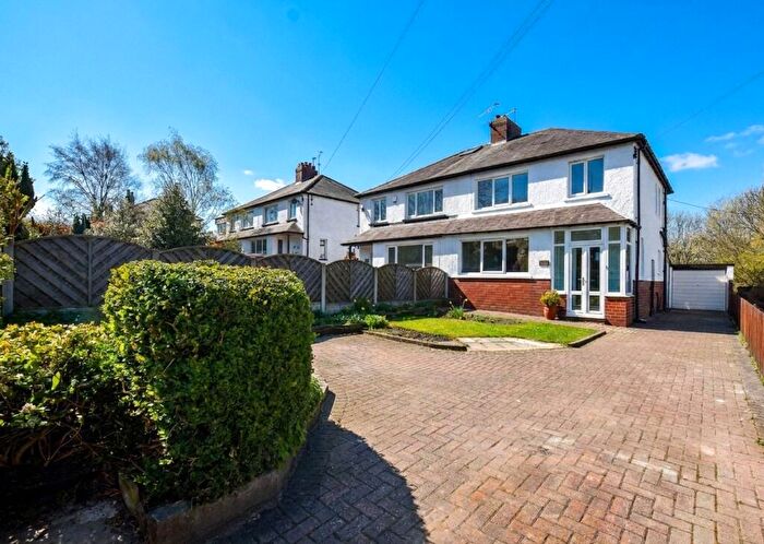 3 Bedroom Semi Detached House For Sale In New Road Side, Rawdon, Leeds, West Yorkshire, LS19