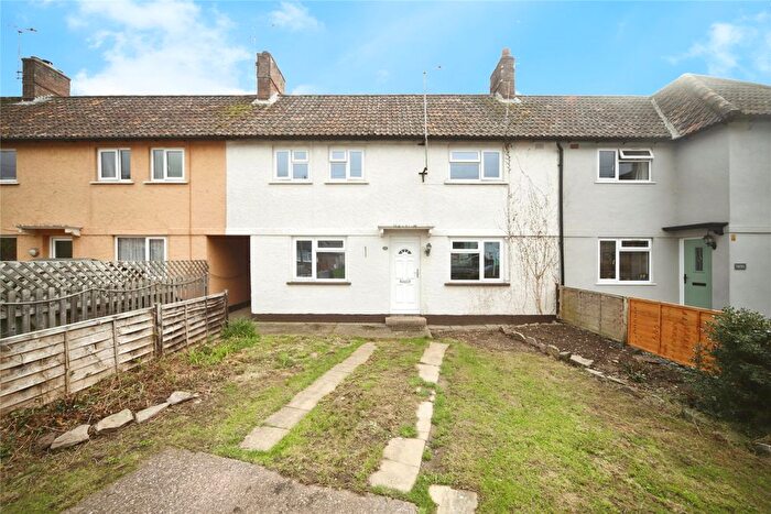 3 Bedroom Property To Rent In Elms Estate, Taunton, TA2