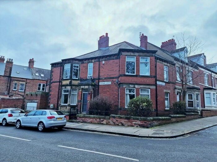 7 Bedroom Terraced House To Rent In Lansdowne Gardens, Newcastle Upon Tyne, NE2