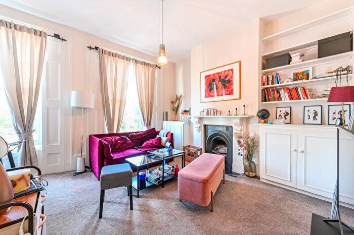 1 Bedroom Flat To Rent In Mildmay Road, Stoke Newington, London, N1