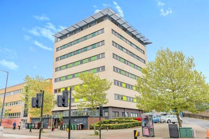 1 Bedroom Flat To Rent In Fishponds Road, Bristol, BS16