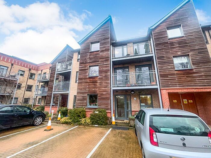 1 Bedroom Flat For Sale In Martin Court Saint Catherine's Road, Grantham, NG31