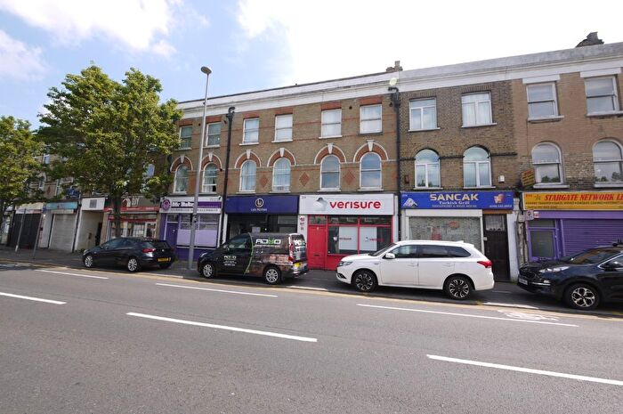 1 Bedroom Flat To Rent In High Road Leytonstone, London, E11