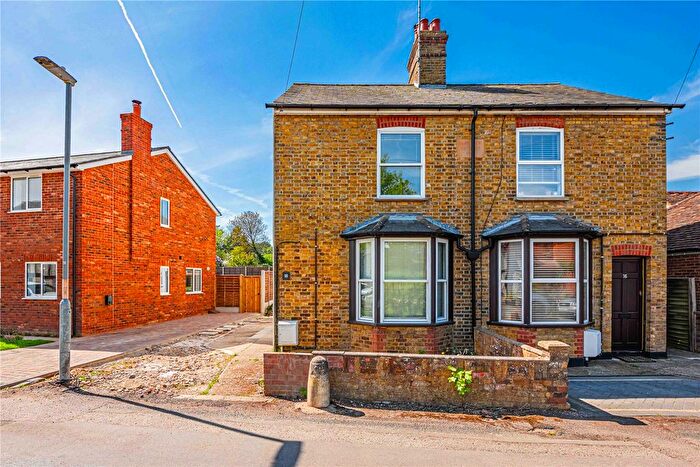 3 Bedroom Semi-Detached House For Sale In Bourne End Lane, Hemel Hempstead, Hertfordshire, HP1