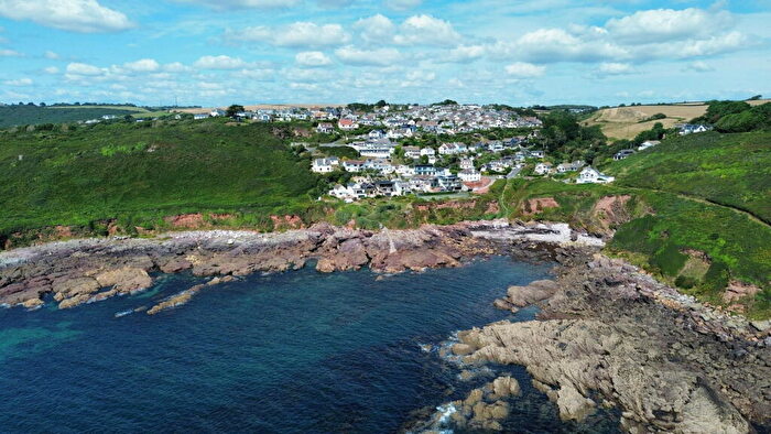 3 Bedroom Detached House For Sale In Heybrook Drive Heybrook Bay, Plymouth., PL9