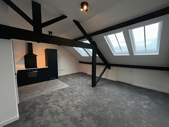 2 Bedroom Flat To Rent In Osmaston Road, Derby, Derbyshire, DE23