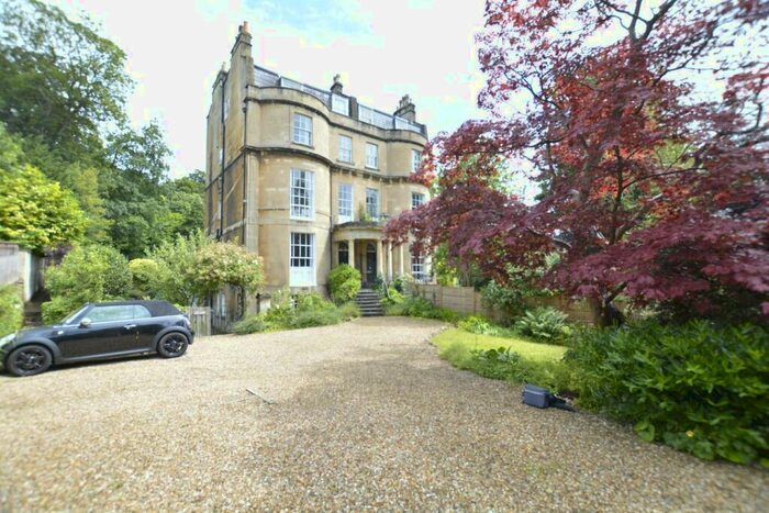 2 Bedroom Apartment To Rent In Cavendish Road, Bath, BA1