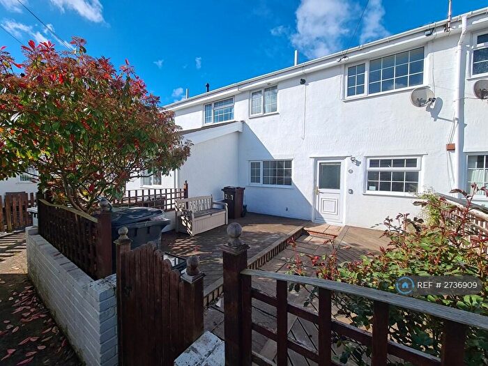 3 Bedroom Terraced House To Rent In The Meadows, Llandudno Junction, LL31