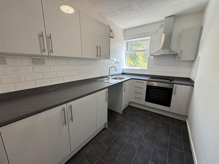 1 Bedroom Flat To Rent In Chartwell Grange, Halesowen Road, Cradley Heath, B64