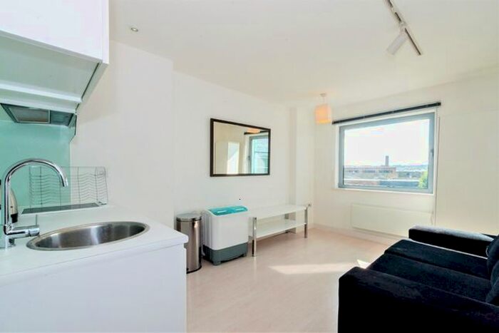 1 Bedroom Flat To Rent In Manor Mills, Ingram Street, West Yorkshire, LS11