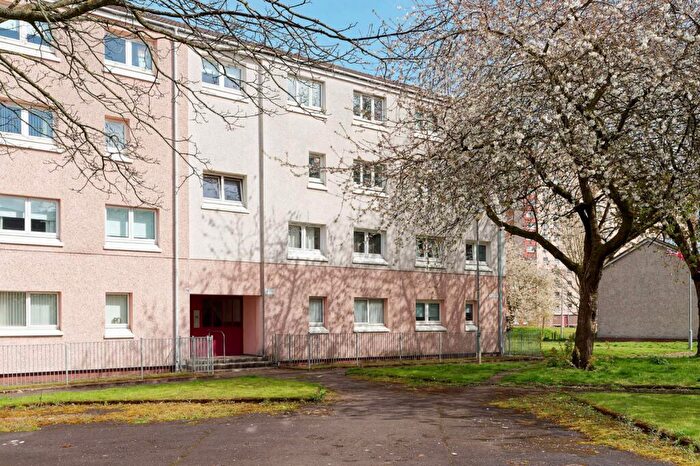 3 Bedroom Maisonette For Sale In Flat, Baltic Place, Glasgow, G40
