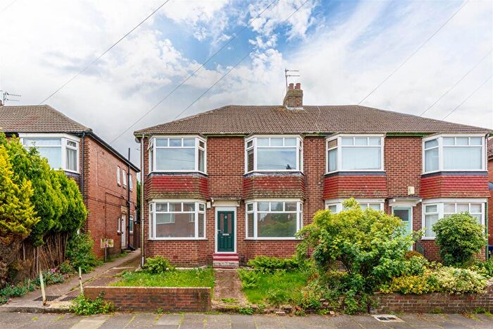 2 Bedroom Flat To Rent In Angerton Gardens, Fenham, NE5