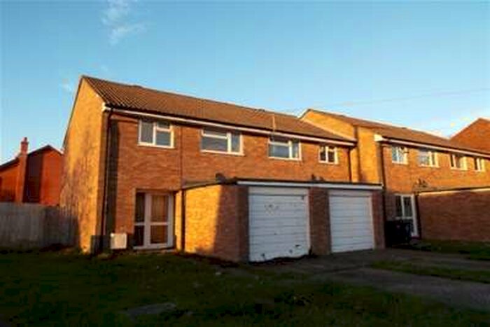 3 Bedroom House To Rent In Burnham Road, BH23