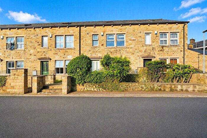 4 Bedroom Town House For Sale In Victoria Mews, Earby, Barnoldswick, Lancashire, BB18