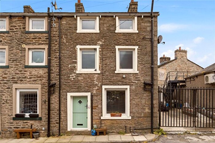2 Bedroom End Of Terrace House For Sale In Commercial Street, Barnoldswick, Lancashire, BB18