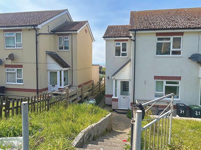 2 Bedroom Flat For Sale In Coronation Road, Portland, DT5