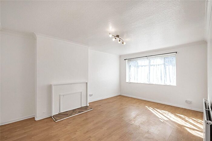 4 Bedroom Terraced House To Rent In Pearscroft Road, London, SW6
