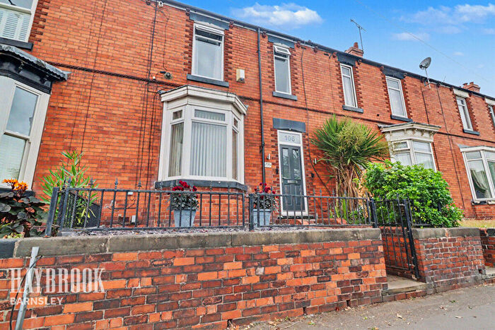 3 Bedroom Terraced House For Sale In Park Street, Wombwell, S73