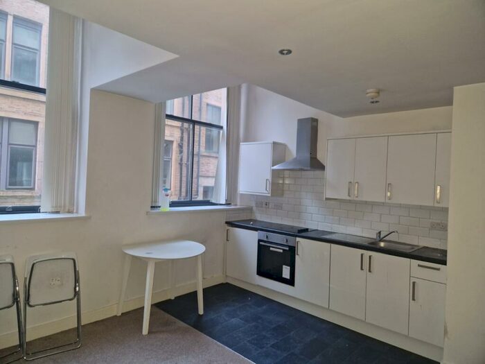 Studio To Rent In Law Russell House, Vicar Lane, Bradford, West Yorkshire, BD1