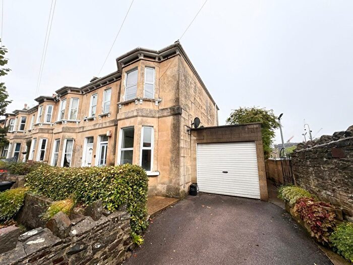 3 Bedroom Property To Rent In Shaftesbury Avenue, Bath, BA1